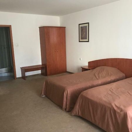 Family Hotel Odessa 세블리에보 외부 사진