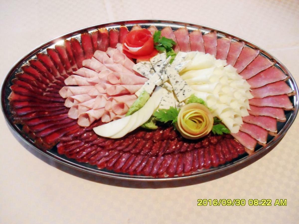 Family Hotel Odessa 세블리에보 외부 사진