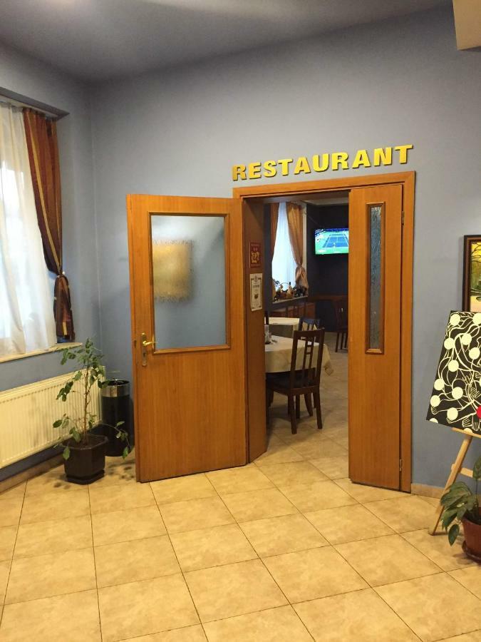 Family Hotel Odessa 세블리에보 외부 사진